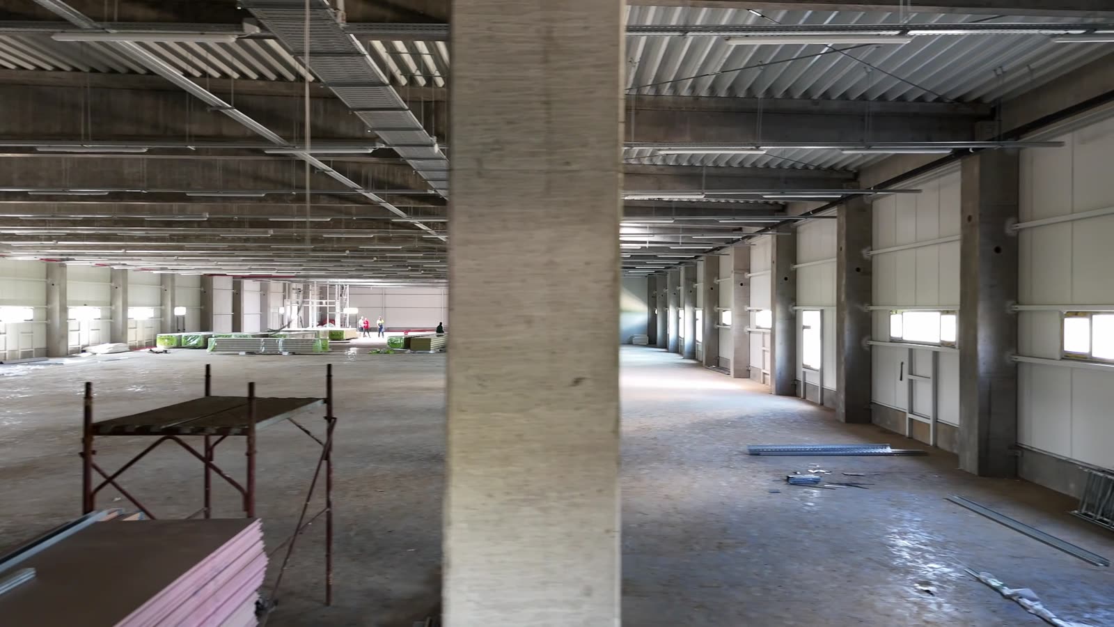 Interiorul halei – zona de producție